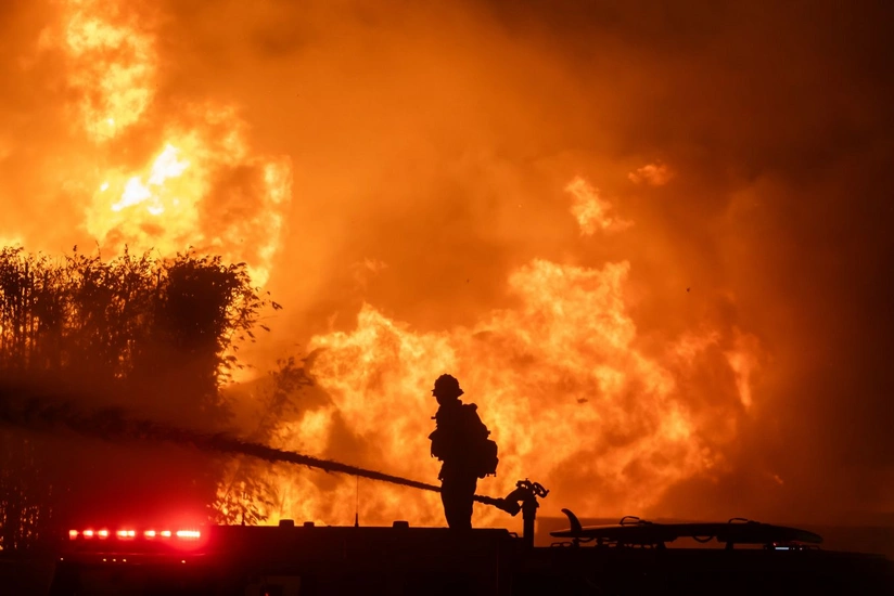 KİV: Los-Anceles yanğınları 8 milyon insanı təhdid edir