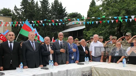 Milli Qəhrəman İsgəndər Aznaurovun büstü yenilənib