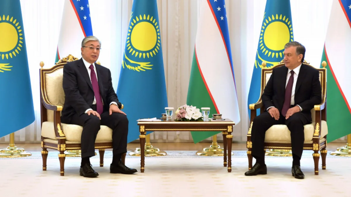 Президенты Узбекистана и Казахстана провели телефонные переговоры