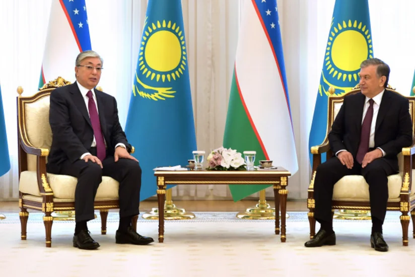 Президенты Узбекистана и Казахстана провели телефонные переговоры