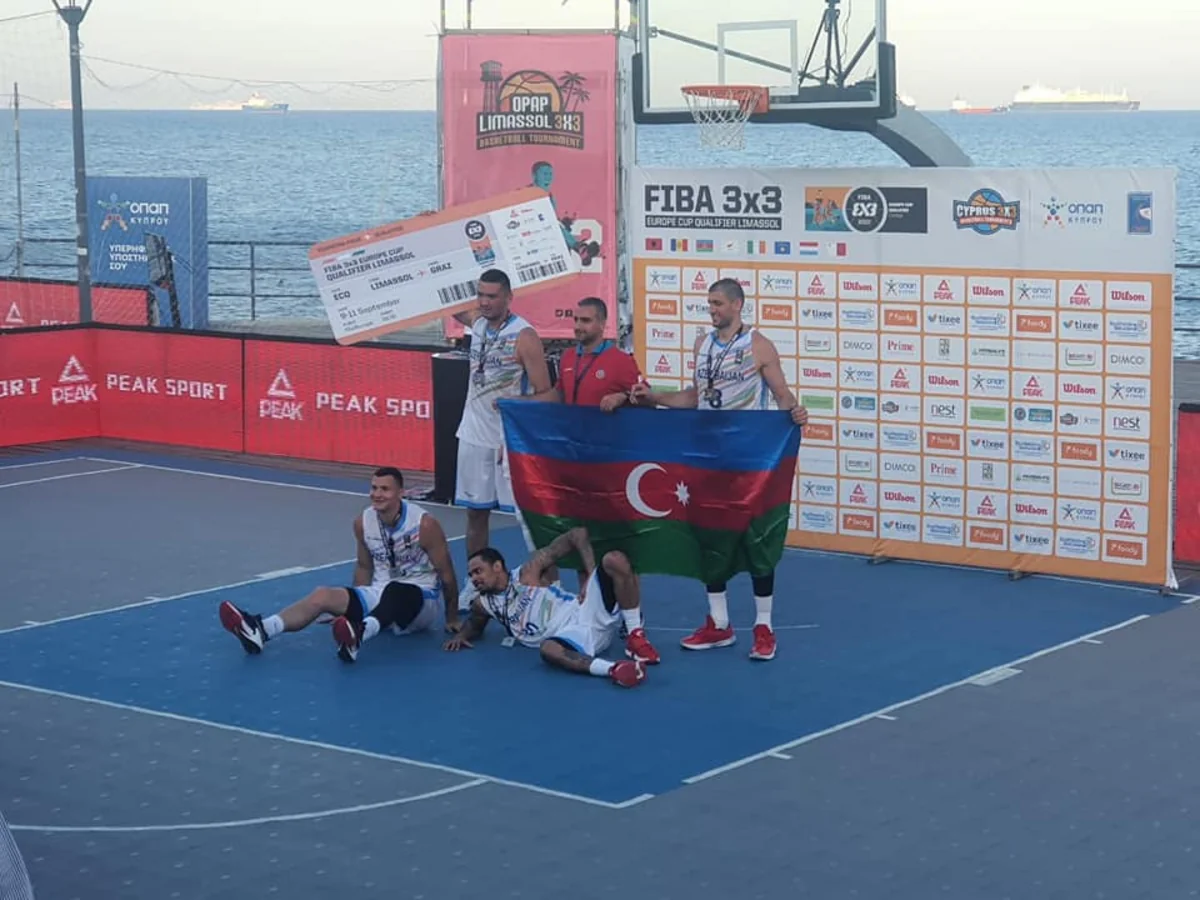 Азербайджанские баскетболисты вышли в финальную часть чемпионата Европы