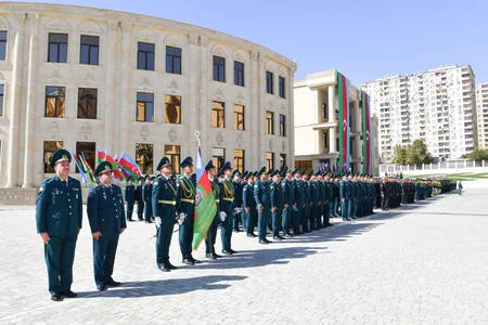 DSX rəisi “Dəmir yumruq” abidə kompleksinin açılışını edib
