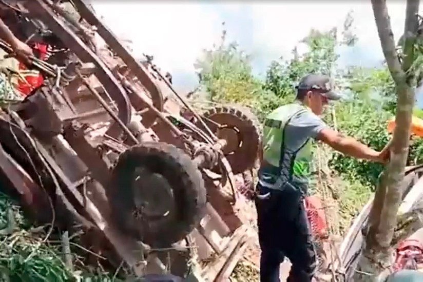 Peruda yol qəzası nəticəsində 7 nəfər ölüb, 30-dan çox insan yaralanıb