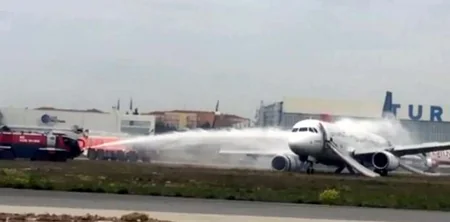 Fire engine cause emergency landing Turkish Airlines' plane - VIDEO