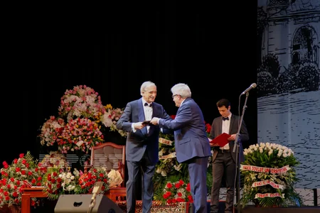 ​Bakıda Polad Bülbüloğlunun yubiley konserti keçirilib