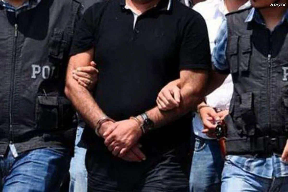 Ankarada FETÖ-yə qarşı əməliyyat keçirilib, 20 nəfər saxlanılıb