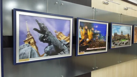 В Баку открылась фотовыставка Объемный Санкт-Петербург