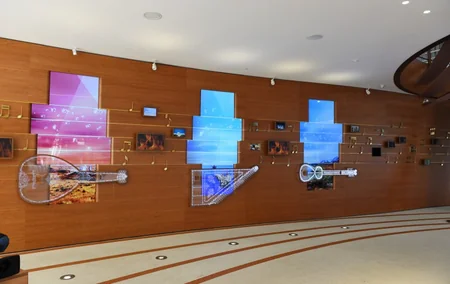 İlham Əliyev “Milan Expo 2015” sərgisində dövlət bayraqlarının qaldırılması mərasimində iştirak edib