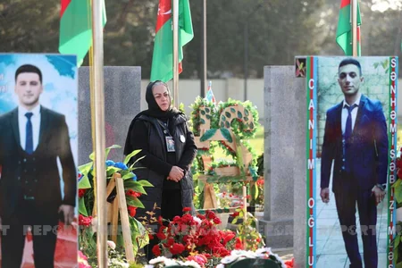 Zəfəri bəxş edənlər