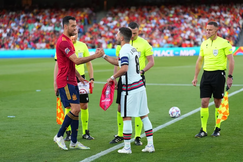 İspaniya millisinin futbolçusu Xavinin uğurunu geridə qoyub