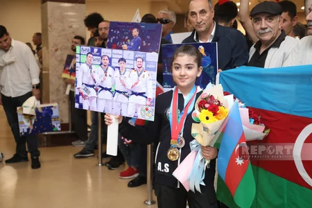 Dünya çempionu olan Azərbaycan cüdoçusu Vətənə qayıdıb