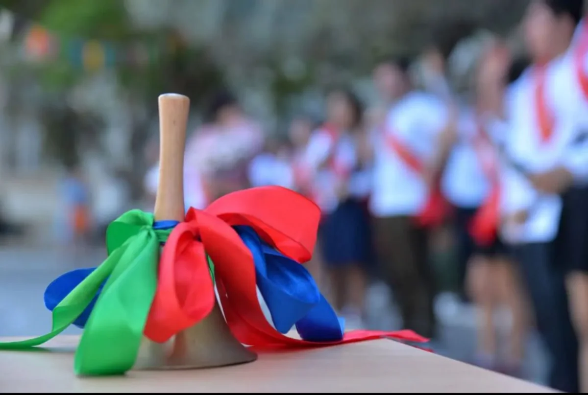 Yol polisi Son zəng tədbirləri ilə bağlı valideynlərə müraciət edib