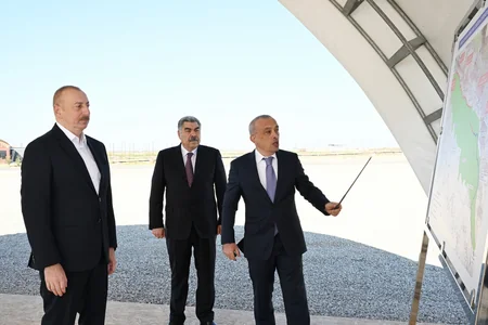 Prezident İlham Əliyev Şirvan suvarma kanalının təməlini qoyub, çıxış edib - YENİLƏNİB