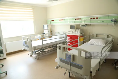 Gecə-gündüz sağlamlıq keşiyində dayananlar - Hərbi hospitaldan REPORTAJ