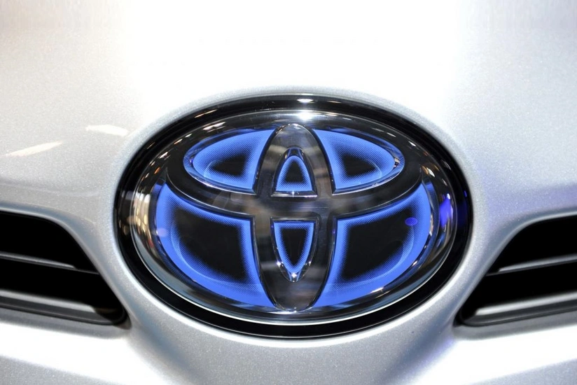 Toyota becomes world leader in car sales last year