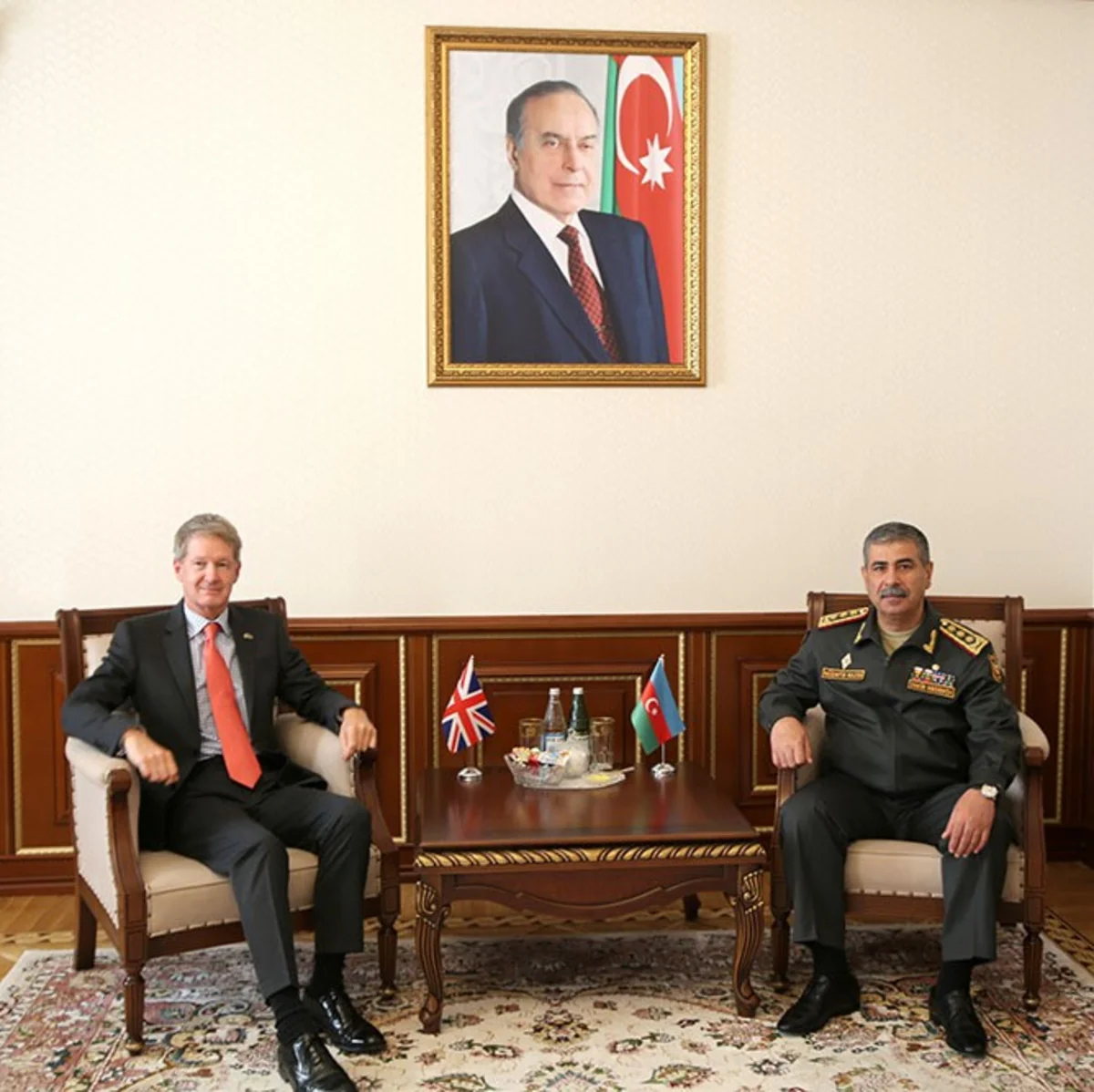 Azerbaijan, Britain discuss expansion of military cooperation