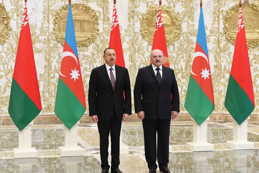 Президент Ильхам Алиев поздравил Александра Лукашенко