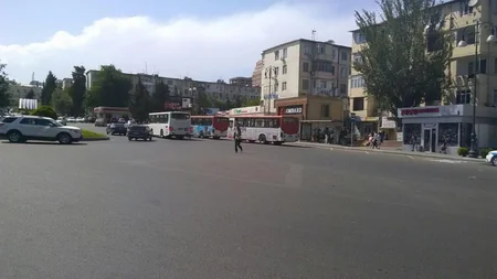 Paytaxtın iki küçəsində avtobus dayanacaqları üçün xətlər yenidən rənglənib
