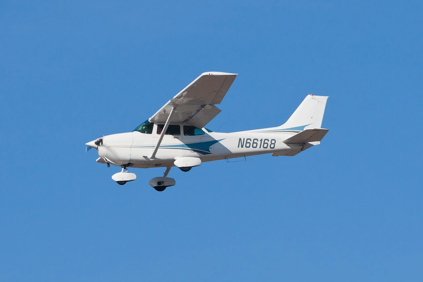 Boliviyada göyərtəsində beş nəfərin olduğu təyyarə itib