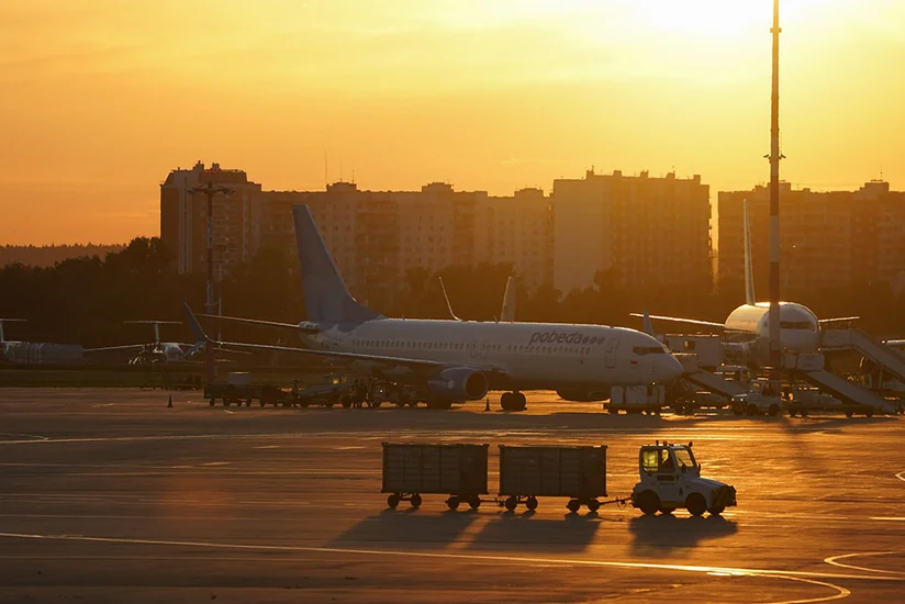 Аэропорт Внуково возобновил работу в штатном режиме