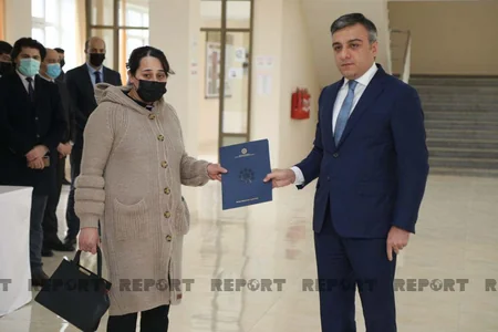 Şəhid ailələri və müharibə əlillərinə daha 100 mənzil verilib