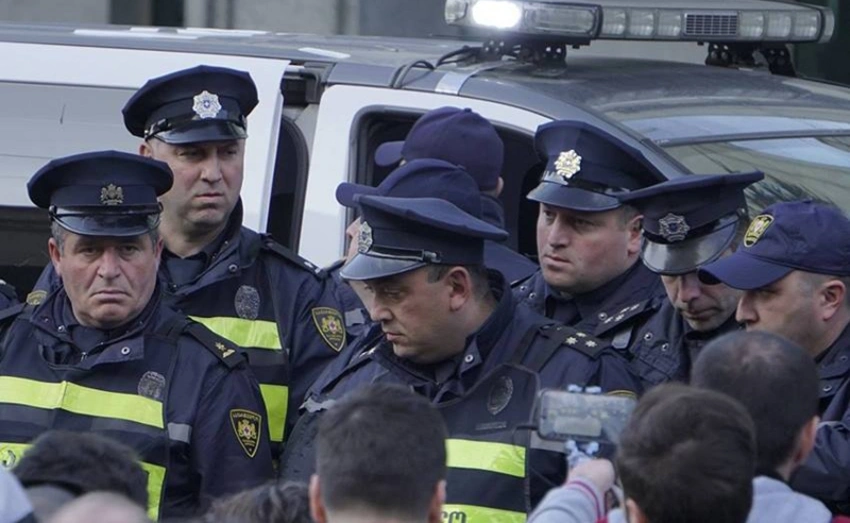 Saakaşvilinin tərəfdarları Tbilisidə aksiyalar keçirib, 46 nəfər saxlanılıb
