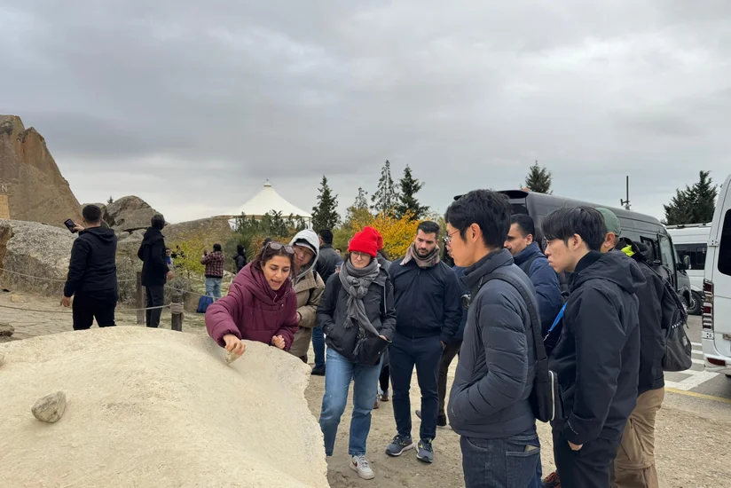 COP29 çərçivəsində xarici media nümayəndələri Qobustan Palçıq Vulkanları ilə tanış olub