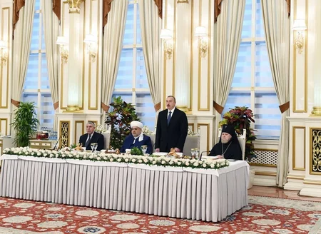 Prezident İlham Əliyev: Azərbaycanda bütün dinlərin nümayəndələri bir ailə kimi yaşayır - YENİLƏNİB-2 - FOTO