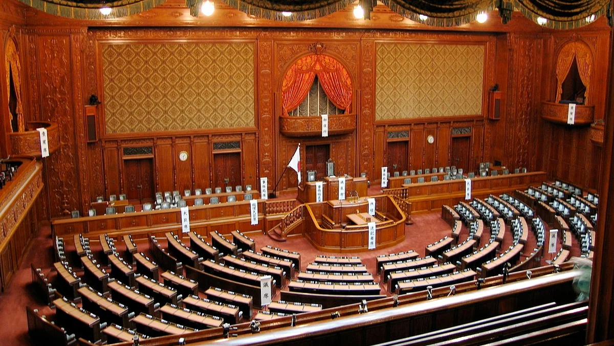 Japanese parliament opposes changing Ukraine's status quo by force