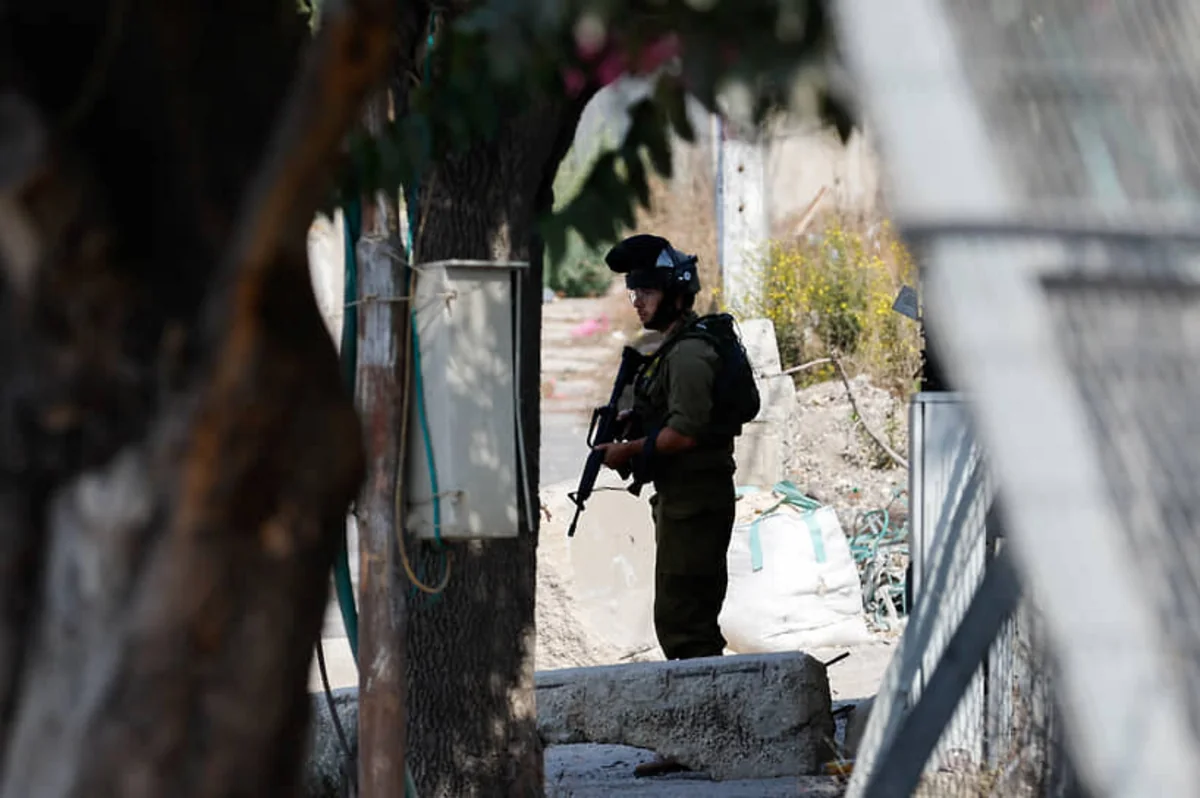 Bank heists reach $120M in Gaza as cash crunch hits