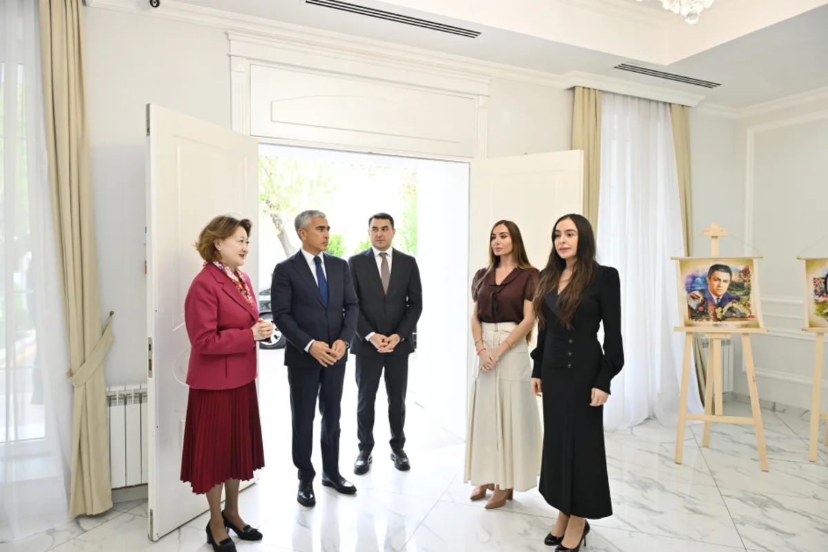 Leyla Aliyeva, Arzu Aliyeva visit Turkic Culture and Heritage Foundation
