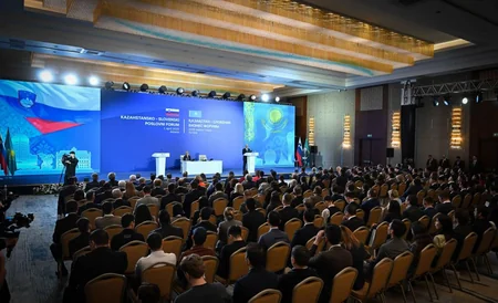 Qazaxıstan tranzit potensialını genişləndirmək üçün Sloveniya limanı ilə tərəfdaşlıqda maraqlıdır