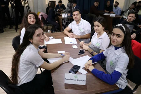 ETSN-də könüllülər arasında bilik yarışması keçirilib - YENİLƏNİB
