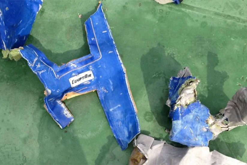 ​Экспертиза: На борту самолета EgyptAir произошел взрыв