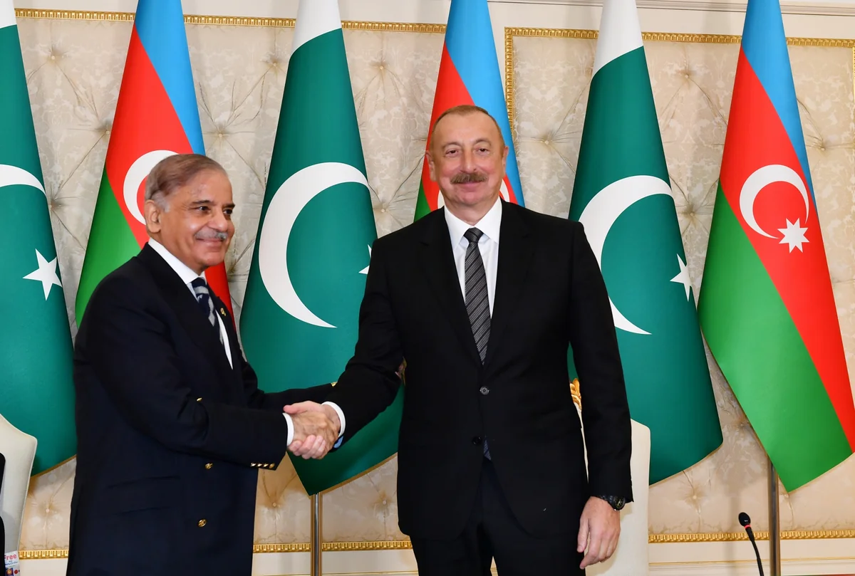 Ilham Aliyev expresses gratitude to Pakistani Prime Minister for supporting Azerbaijan during Second Karabakh War