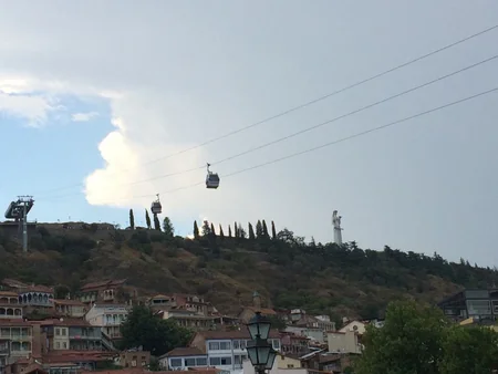 Hamının tanıdığı Tbilisi: Dəyişən gürcülər və dəyişdirən turistlər  - REPORTAJ