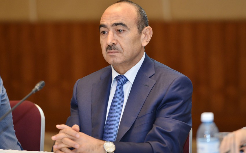 Əli Həsənov: “YAP ümumxalq partiyası kimi yaranıb və bu gün də həmin statusda Azərbaycanı idarə edir”