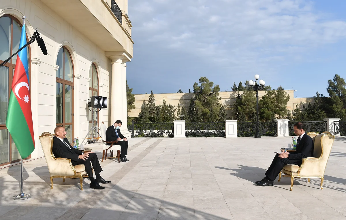 Ilham Aliyev receives credentials of newly appointed Swedish ambassador