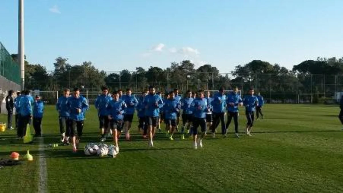 Antalyada toplanışda olan futbol üzrə Azərbaycan millisi ilk məşqinə çıxıb