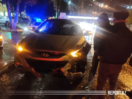 Bakıda iki avtomobil toqquşdu