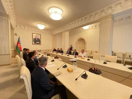 Gəncənin su və kanalizasiya sistemlərinin yenidən qurulması müzakirə edilib