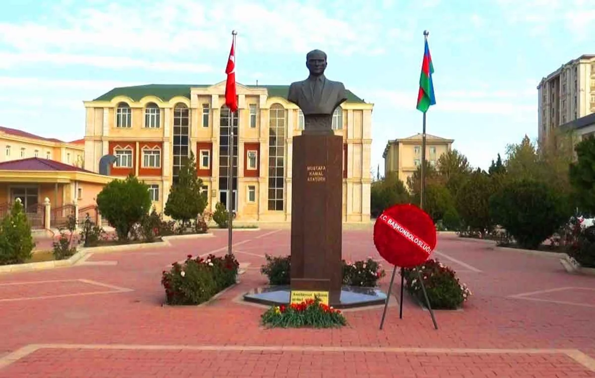 Naxçıvanda Mustafa Kamal Atatürkün xatirəsi anılıb