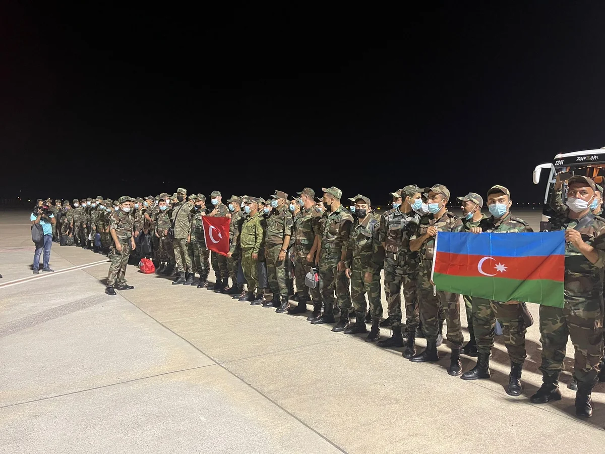 Azerbaijani firefighters arrive in Turkey to help contain forest fire