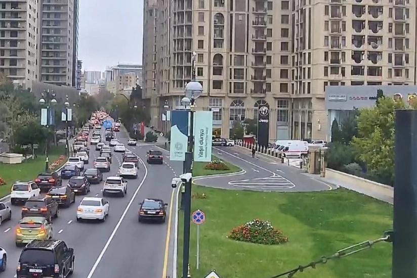 Bakının bir sıra yollarında tıxac var – SİYAHI