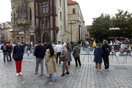 Snapshots of Sorrow: Azerbaijan's mine victims remembered in Prague