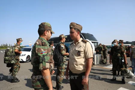 First group of Azerbaijani firefighters return home from Turkey