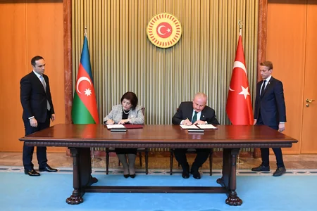 Mustafa Şentop: Ermənistanın Laçın yolu ilə mina və hərbi texnika daşınması qətiyyən yolverilməzdir