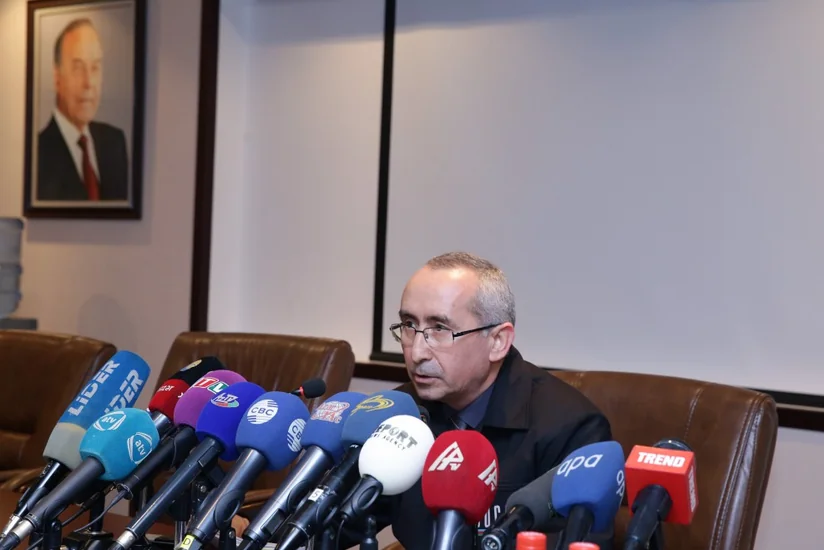 Azneft: Yanğının söndürülməsinə iki kran tipli gəmi cəlb olunub