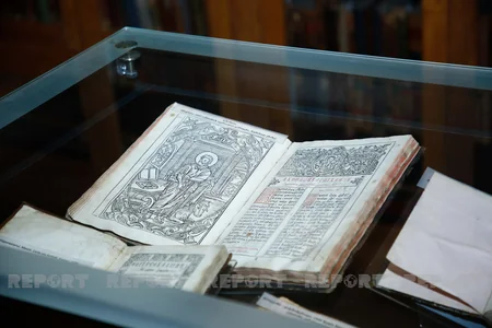 “Molla Nəsrəddin” jurnalının orijinal nüsxələri, Azərbaycan dilində 85 yaşlı kitab - REPORTAJ