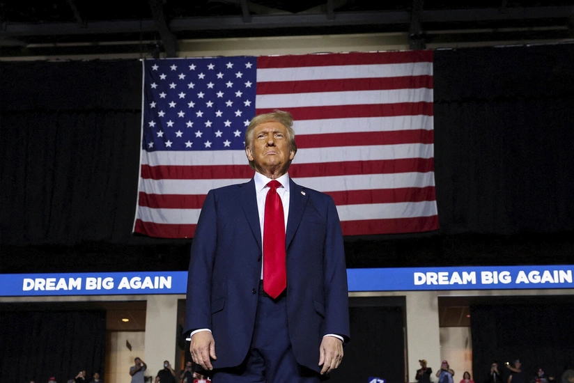 Tramp əsas düşməninin adını açıqlayıb